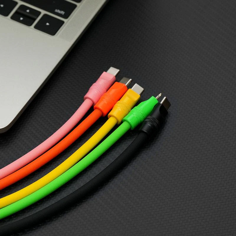 "Mono Chubby" Solid Color Silicone Charge Cable - Image 4