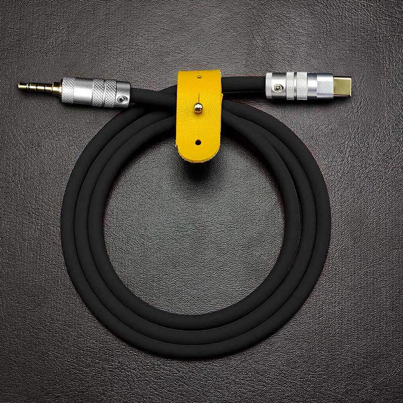 "Seamless Chubby"  Audio Cable - Type-C & Lightning (TRRS) - Image 14